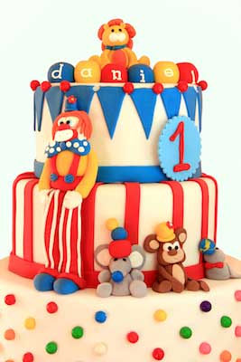 circus tier cake