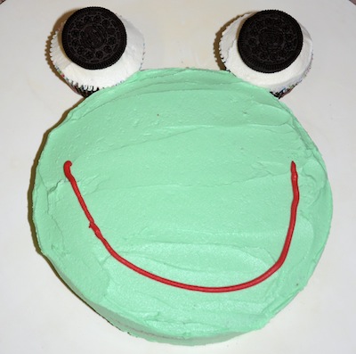 oreo frog cake