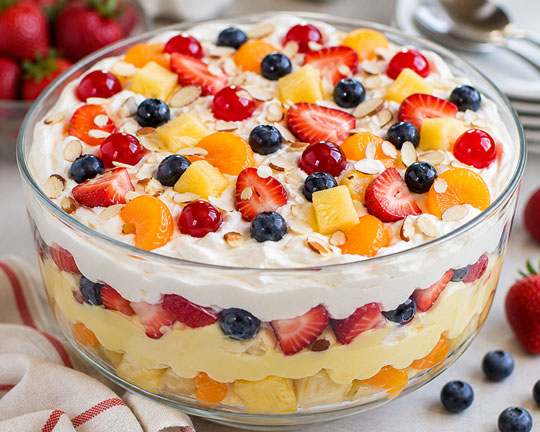 Layered fruit pudding salad