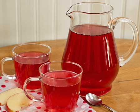 Pretend tea punch in glasses for a Mother's Day tea party