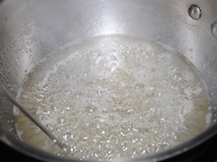 sucker making sugar syrup