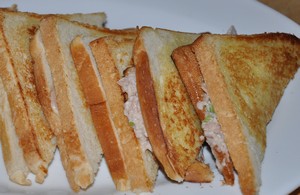 tuna sandwiches