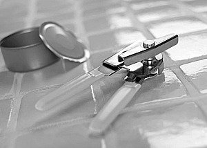 Can opener for kids kitchen use