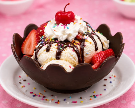 Chocolate dessert bowls