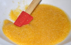 honey scrub with cornmeal