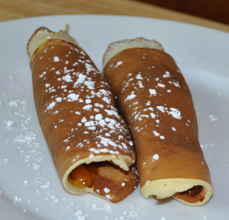 crepes with sugar