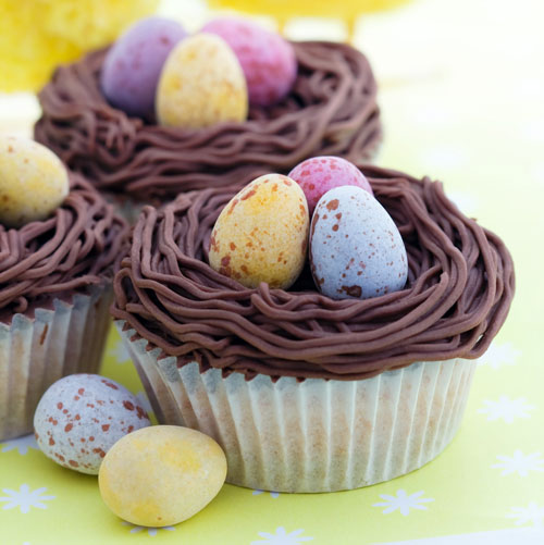 Egg nest cupcakes