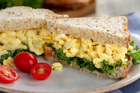 egg salad sandwich