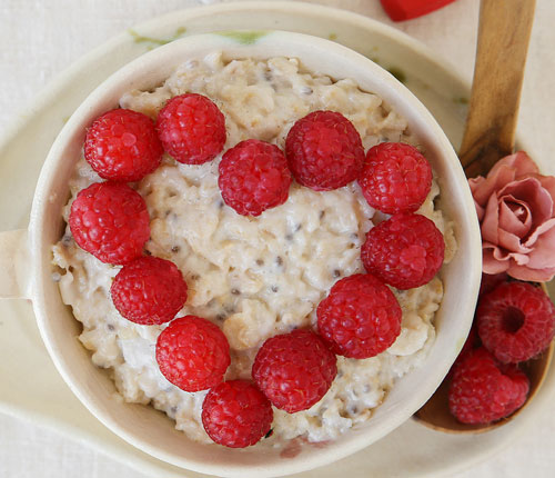 oatmeal berry heart