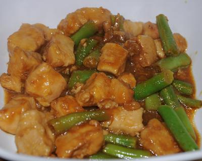Peanut orange chicken