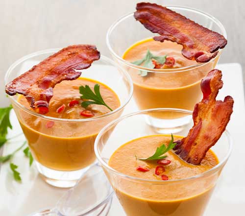 pumpkin soup with bacon strip