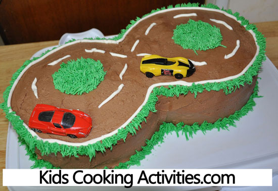 race track cake