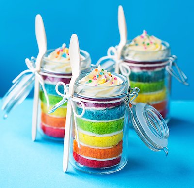 cake in a jar