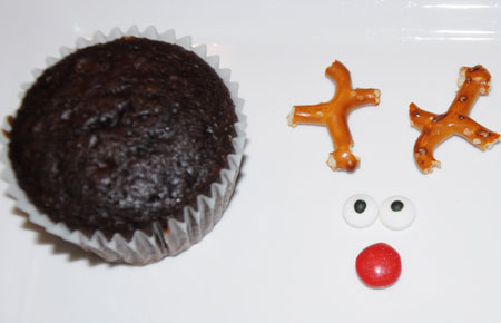 cupcake reindeer