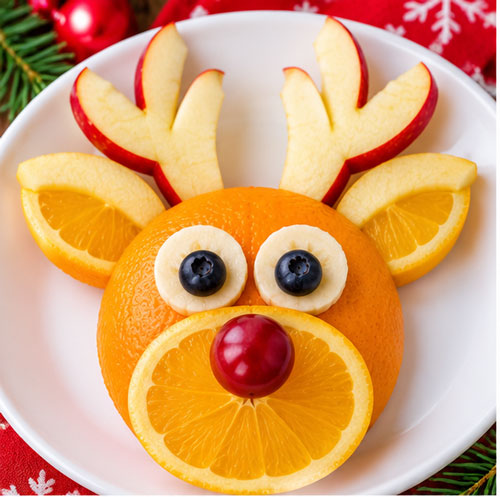 Reindeer fruit snack made with oranges and apples