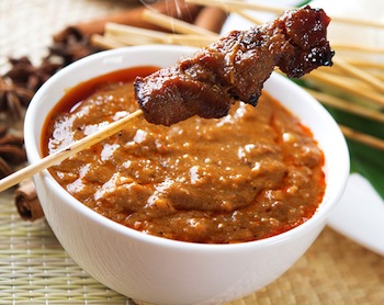 satay with peacut sauce