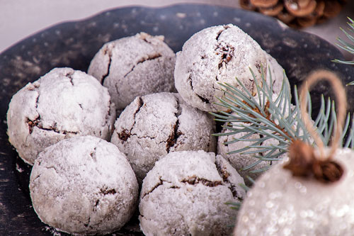 chocolate snowball cookies