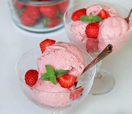 strawberry ice cream