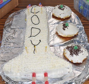 rocket cake decorated
