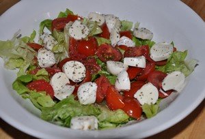 tomato mozzarella salad